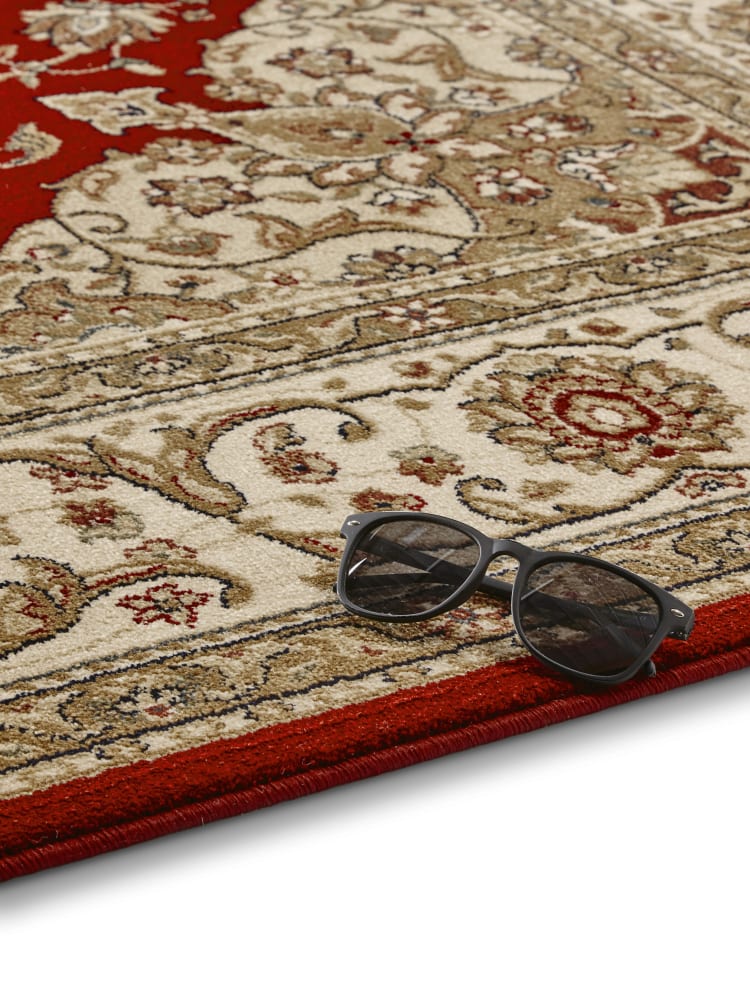 kirman_burgundy_ivory_centre_medallion2