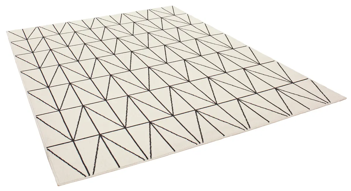 fenix_arrow_inspired_triangular_design_black3